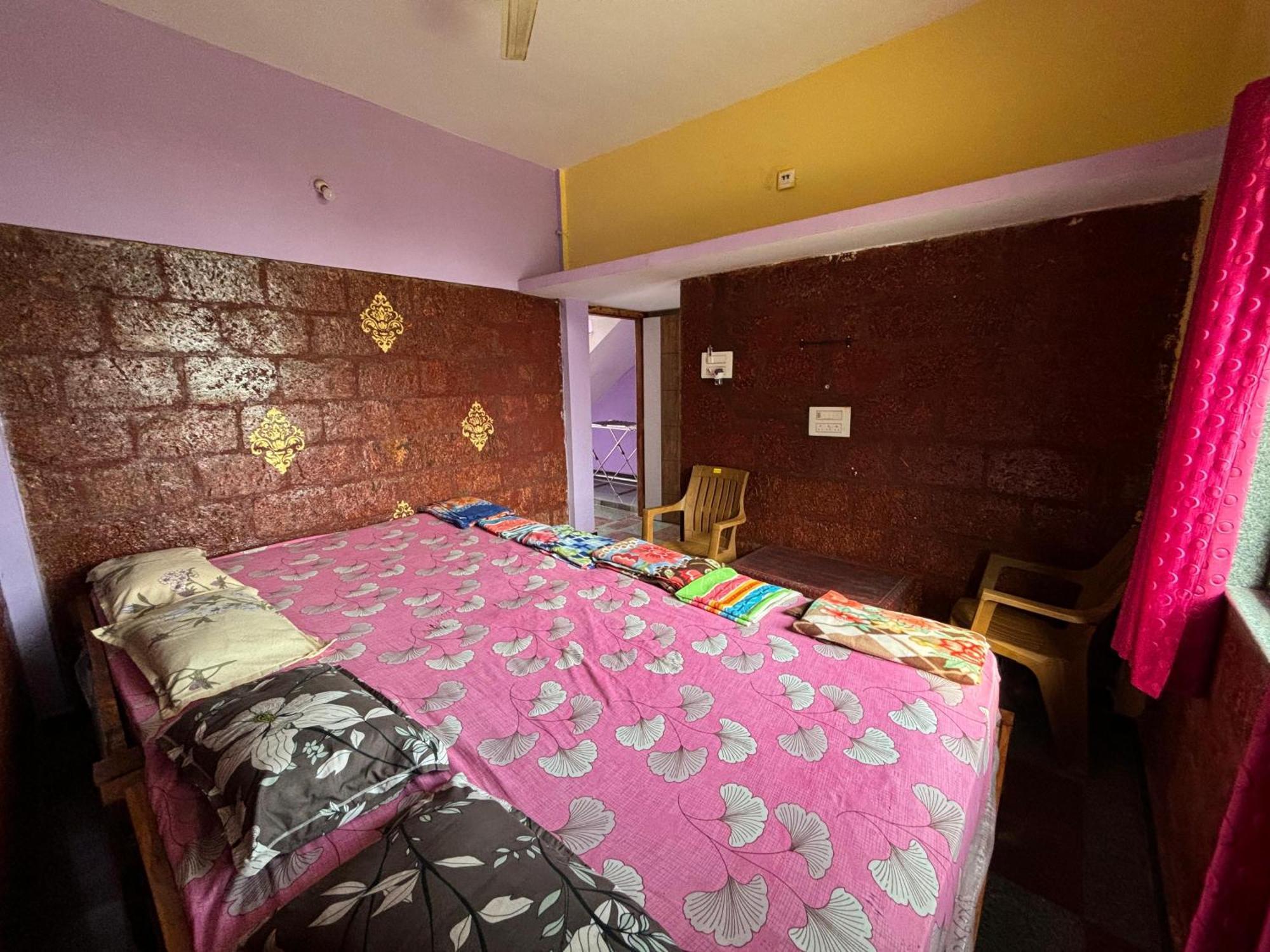 Dandeli Nakadi Home Stay Esterno foto